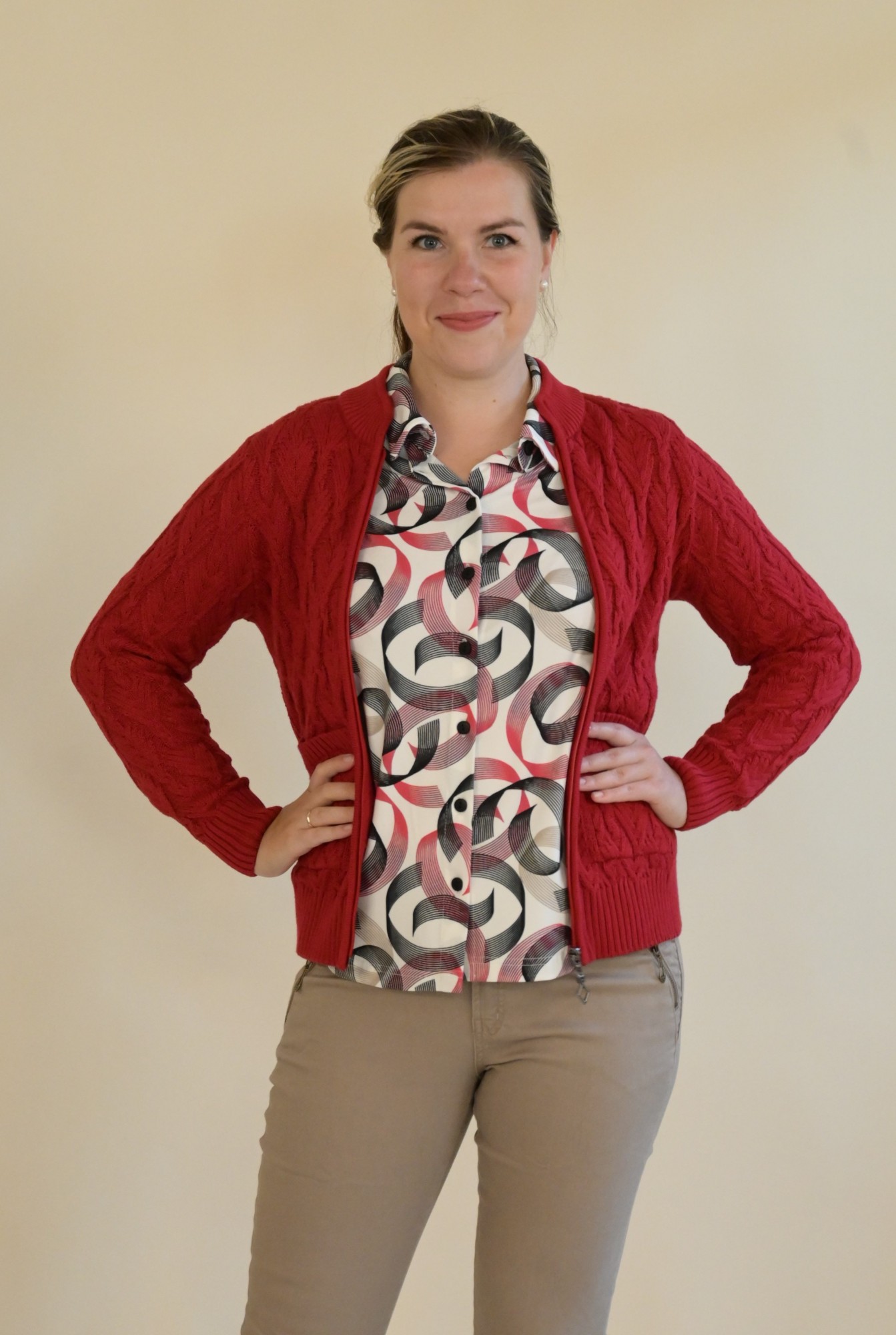 Afbeelding van Rood vest van ons eigen merk Esmay Exclusiv